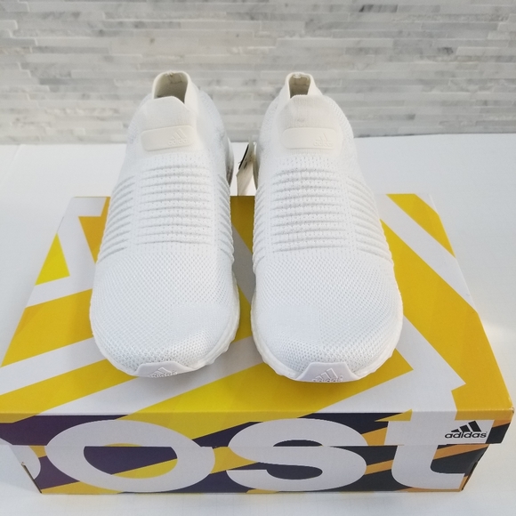 🛑SOLD🛑New ADIDAS Ultraboost Laceless Non Dyed - Picture 3 of 8